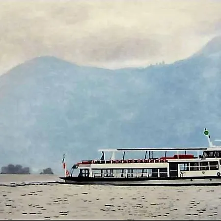 Sole & Lago-lake Maccagno